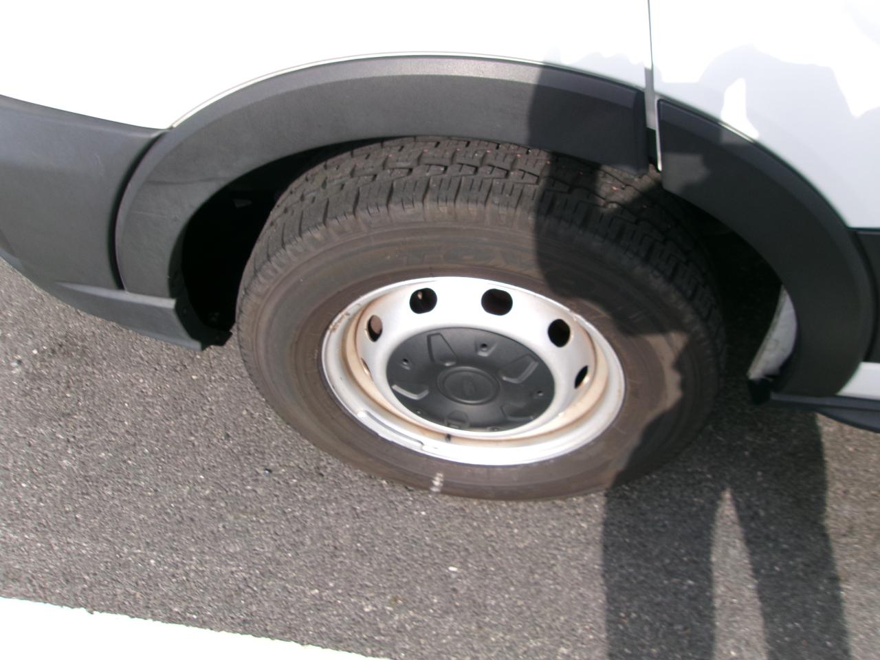 Ford Transit 150 Van Low Roof w/Sliding Pass. 130-in. WB 2020