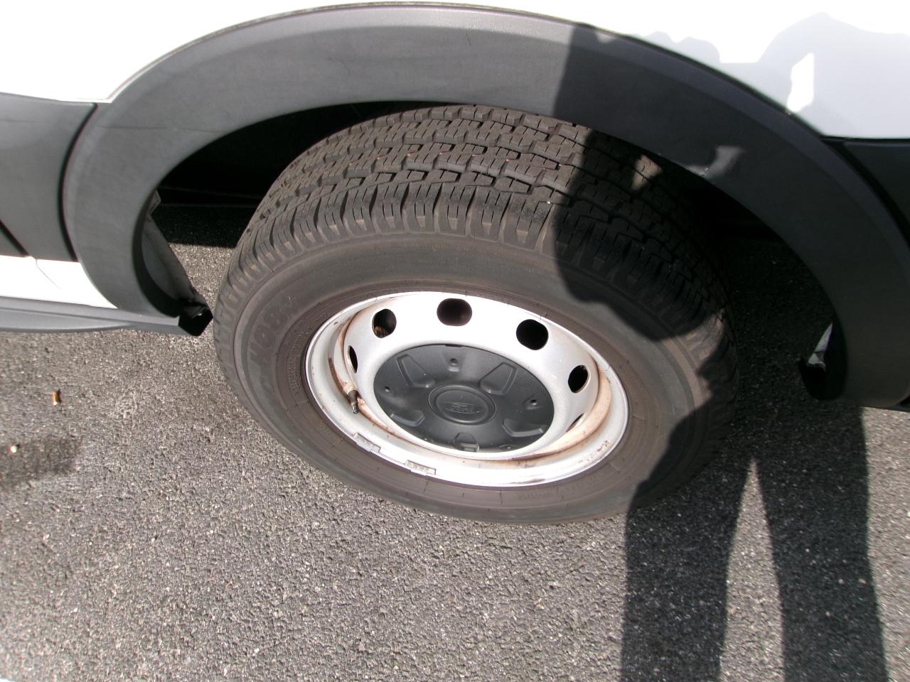 Ford Transit 150 Van Low Roof w/Sliding Pass. 130-in. WB 2020