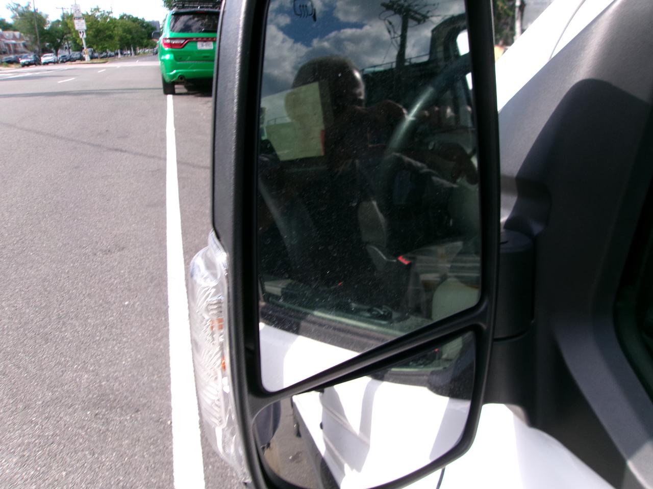 Ford Transit 150 Van Low Roof w/Sliding Pass. 130-in. WB 2020