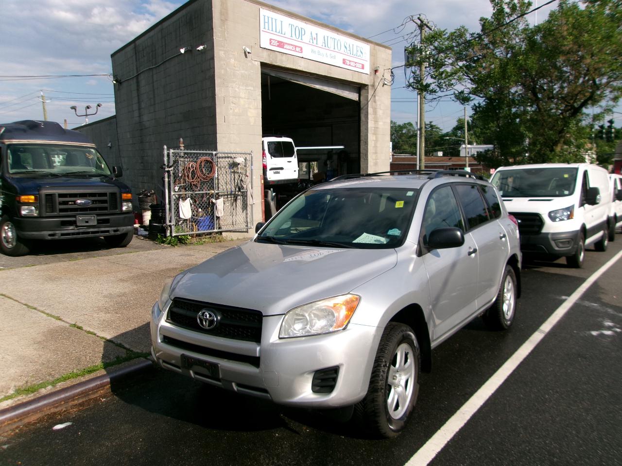 Toyota RAV4 Base I4 4WD 2011