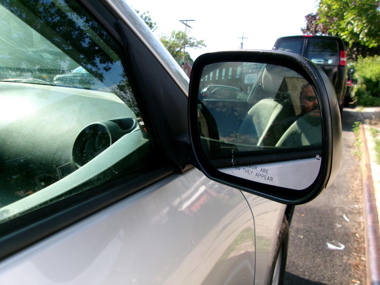 Toyota RAV4 Base I4 4WD 2011