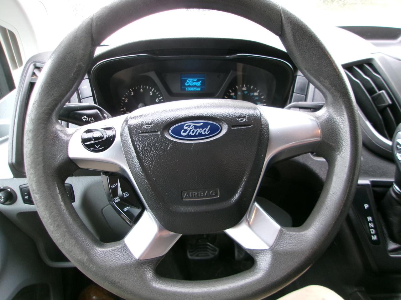 Ford Transit 250 Van Med. Roof w/Sliding Pass. 148-in. WB 2019