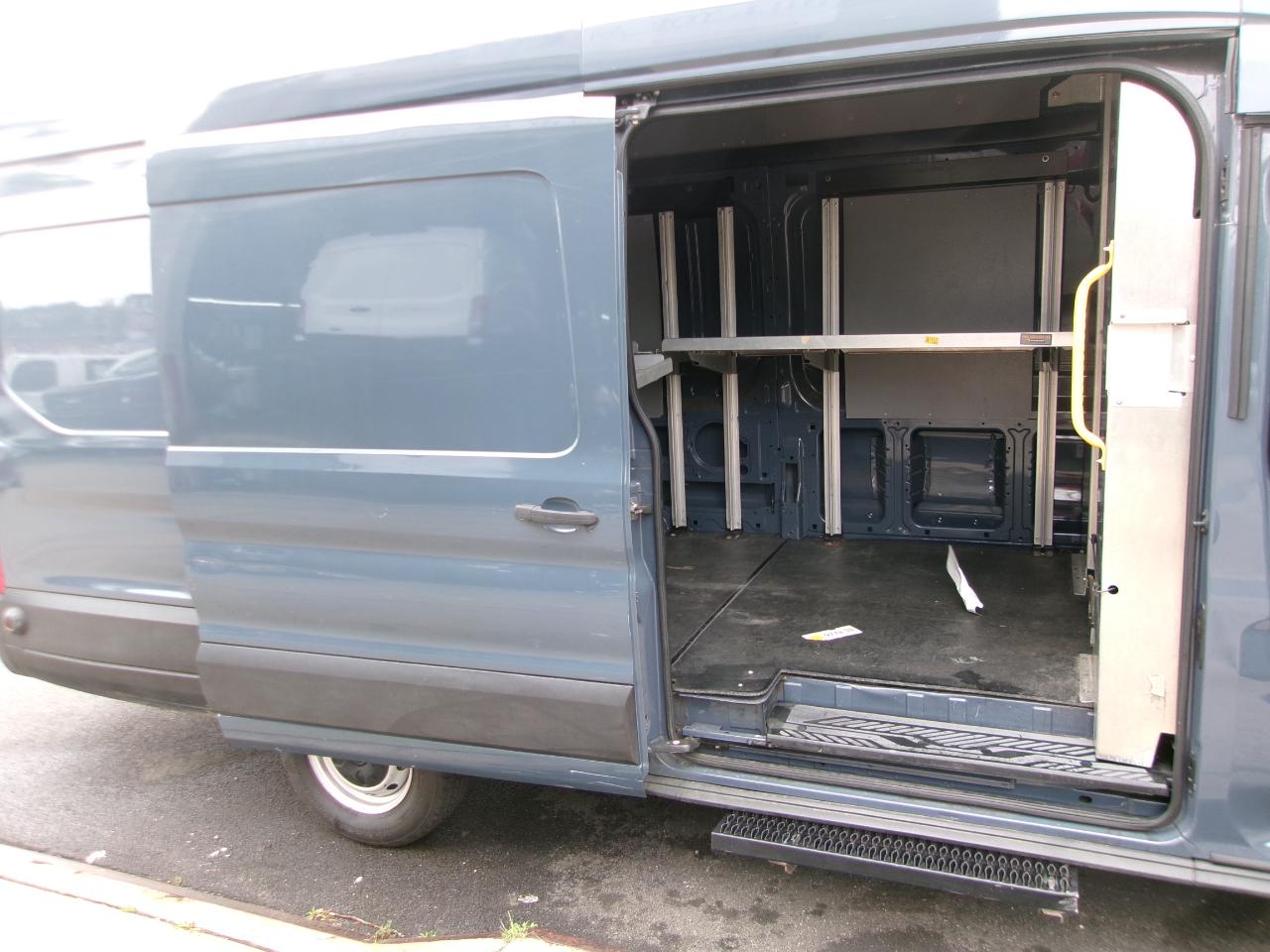 Ford Transit 250 Van High Roof w/Sliding Pass. 148-in. WB EL 2019