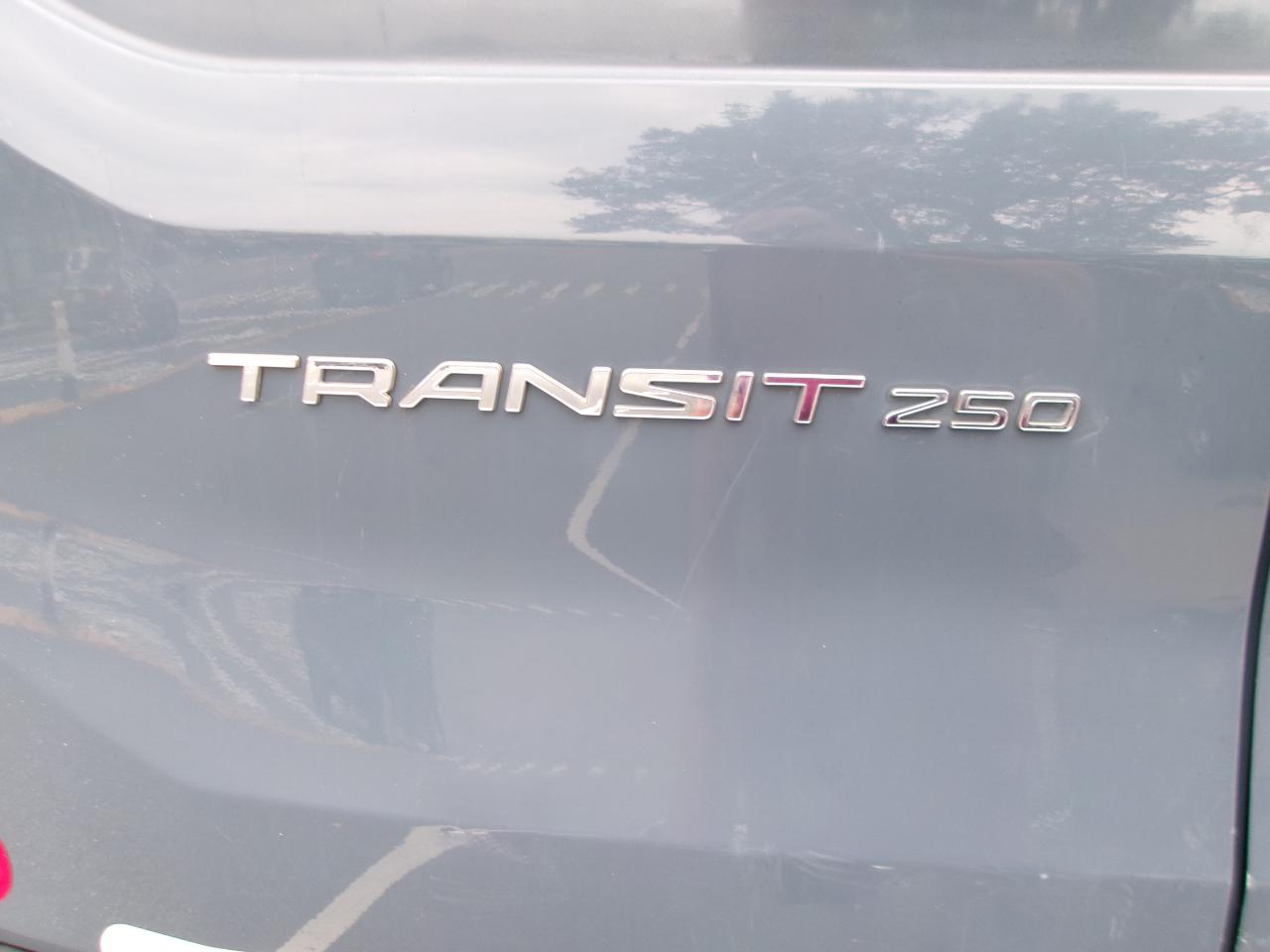 Ford Transit 250 Van High Roof w/Sliding Pass. 148-in. WB EL 2019