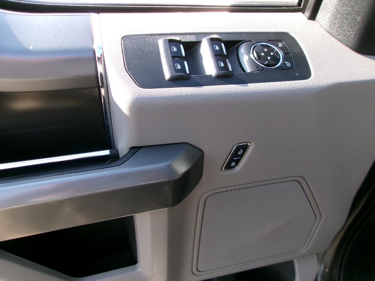 Ford F-150 XLT SuperCrew 5.5-ft. Bed 4WD 2018
