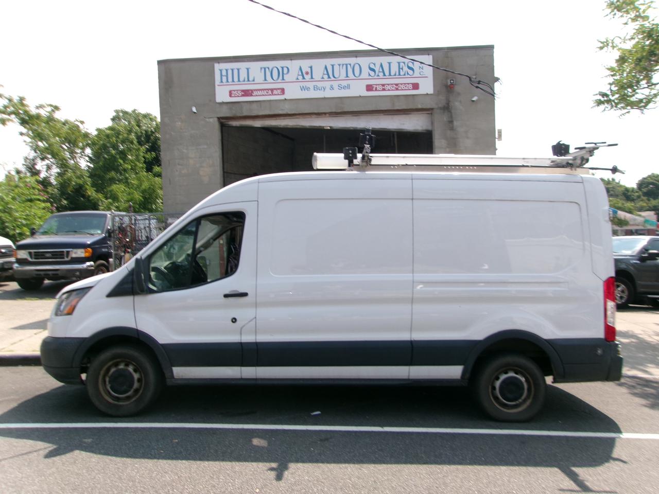 Ford Transit 250 Van Med. Roof w/Sliding Pass. 148-in. WB 2018