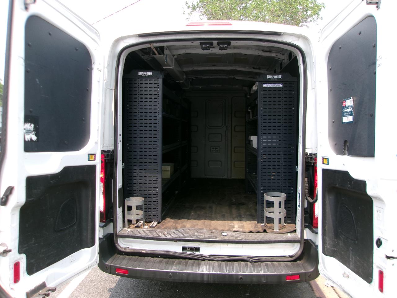 Ford Transit 250 Van Med. Roof w/Sliding Pass. 148-in. WB 2017