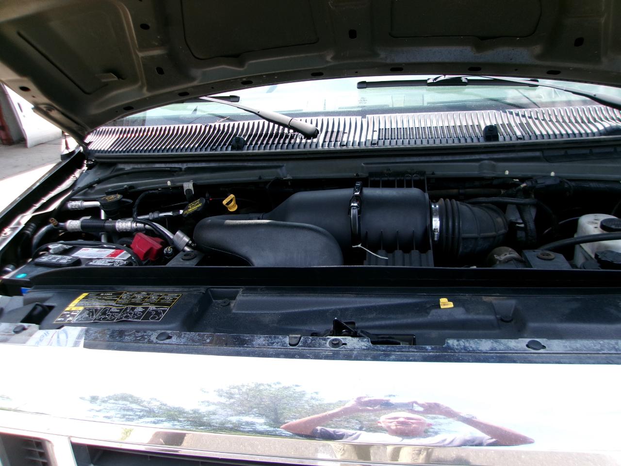 Ford Econoline E-350 Super Duty Extended 2013