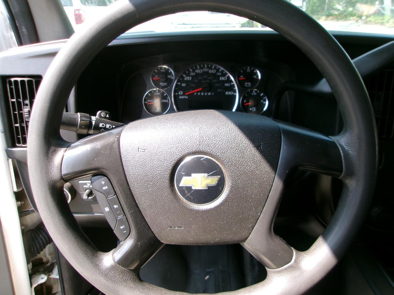Chevrolet Express G3500 139" 2015