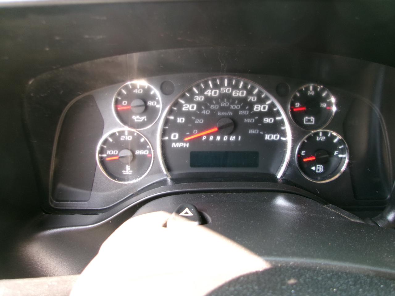 Chevrolet Express G3500 139" 2015