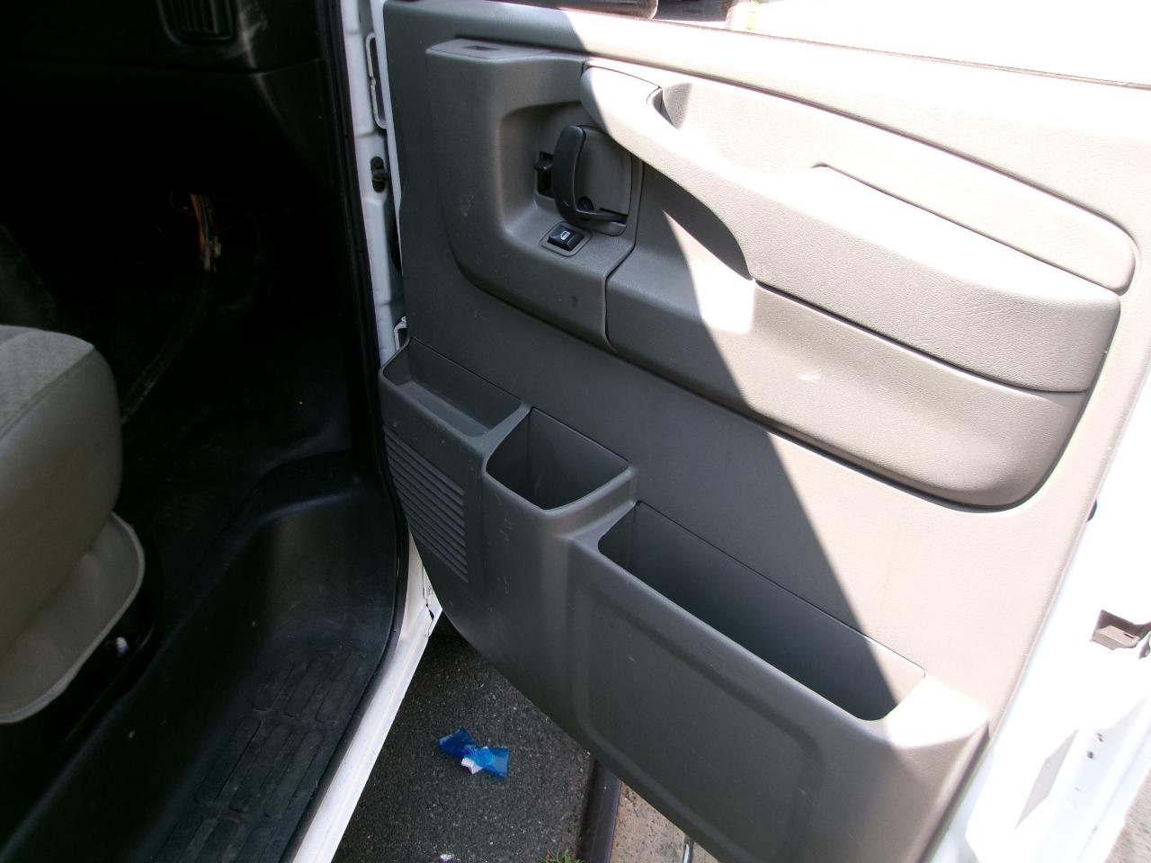 Chevrolet Express G3500 139" 2015