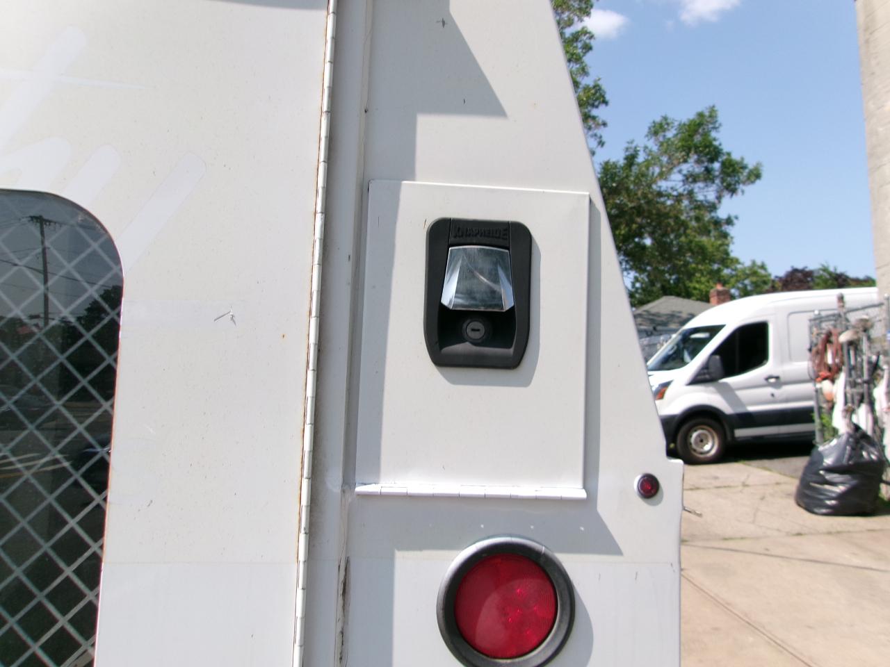 Chevrolet Express G3500 139" 2015