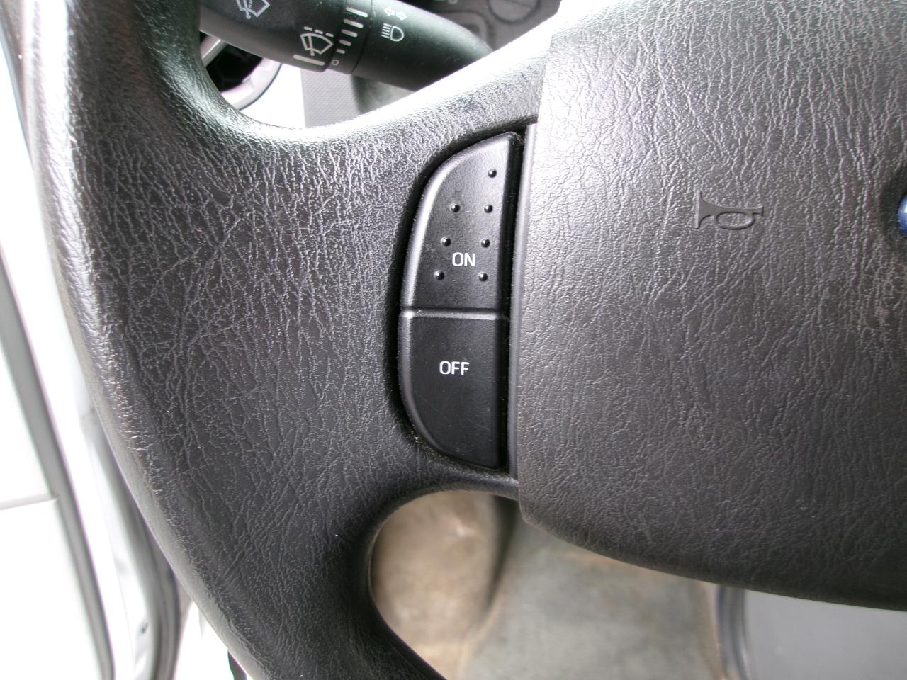 Ford Econoline E-350 XLT Super Duty Extended 2013