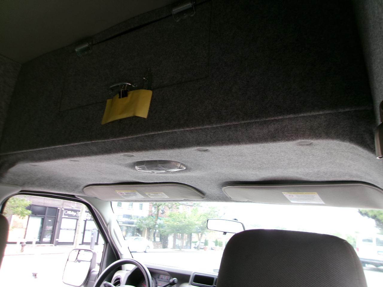 Ford Econoline E-350 XLT Super Duty Extended 2013