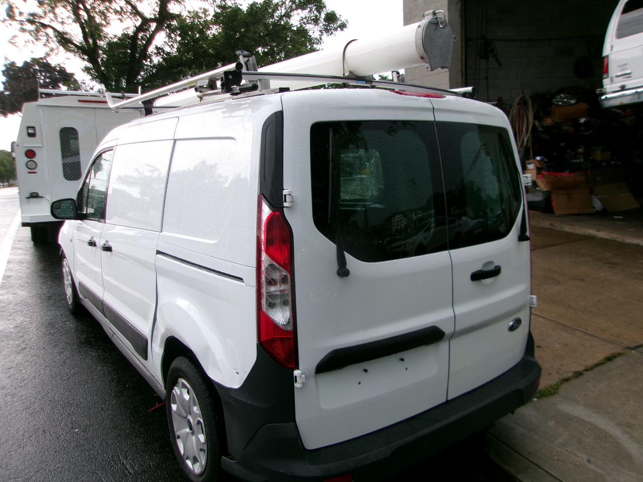 Ford Transit Connect Cargo Van XL LWB w/Rear 180 Degree Door 2017
