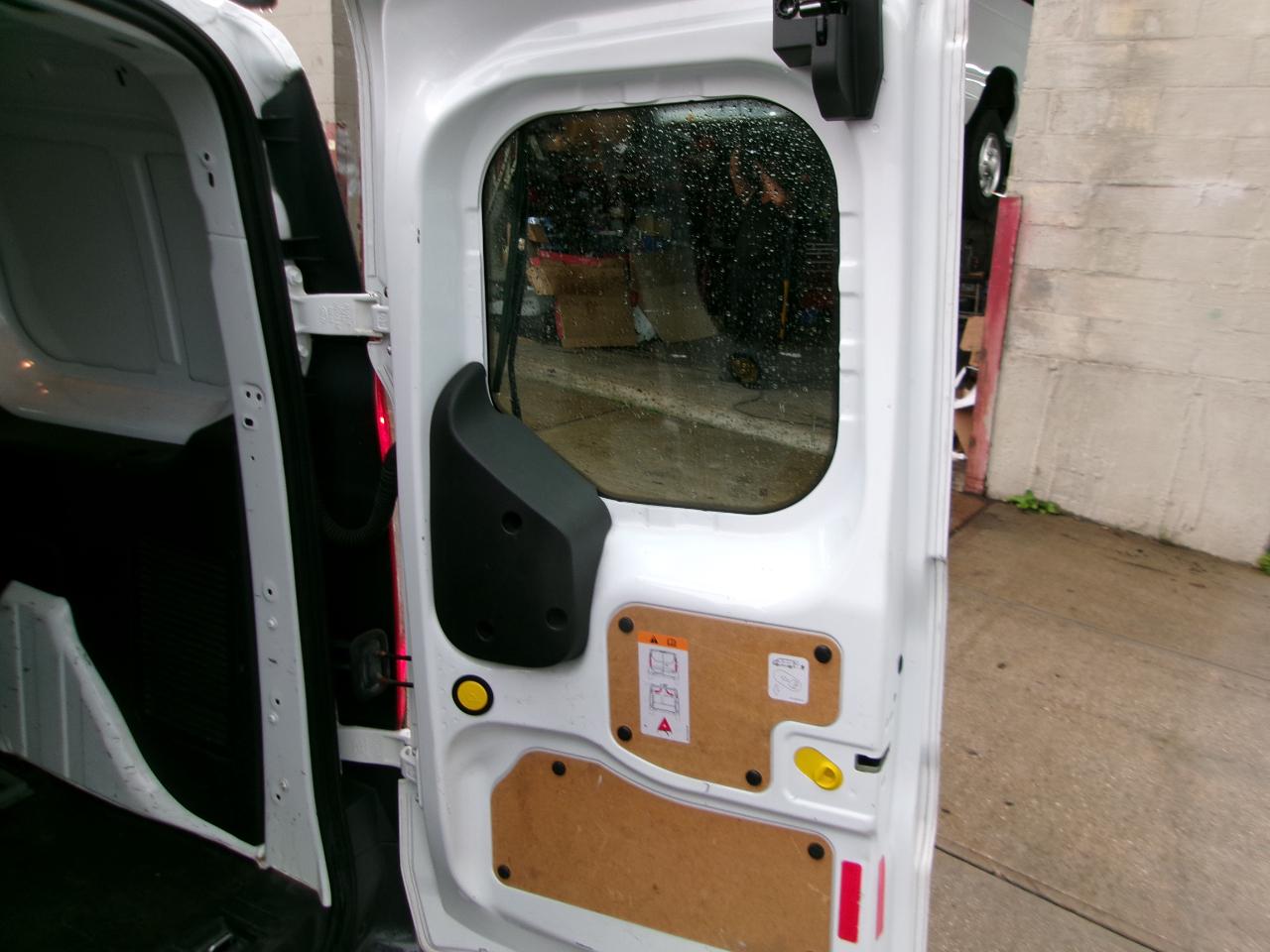 Ford Transit Connect Cargo Van XL LWB w/Rear 180 Degree Door 2017