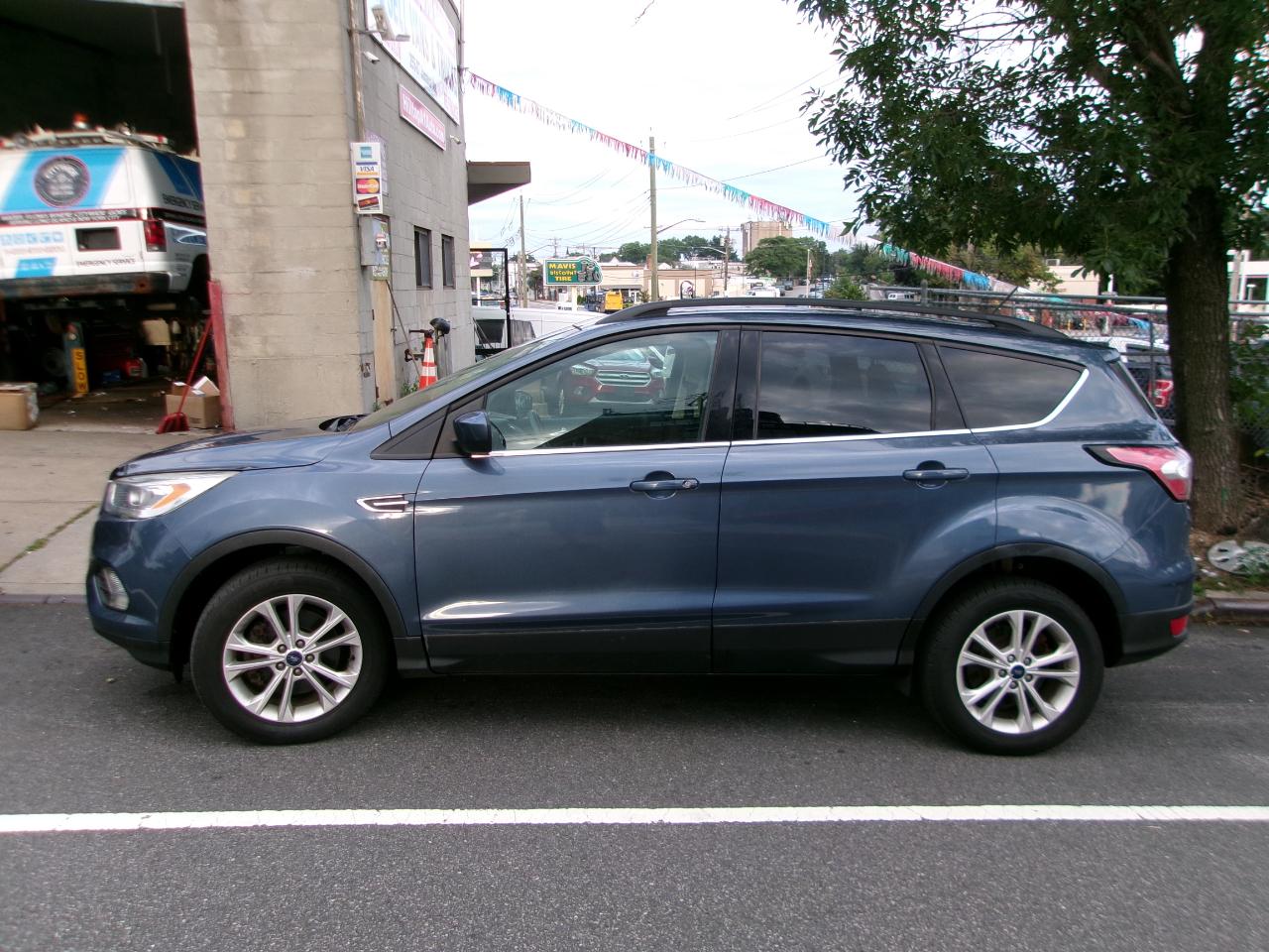 Ford Escape SEL 4WD 2018