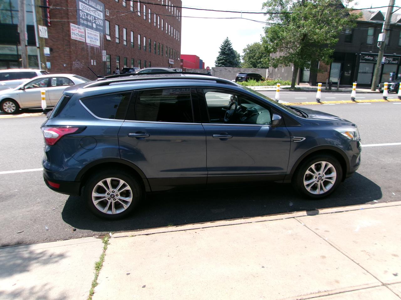 Ford Escape SEL 4WD 2018