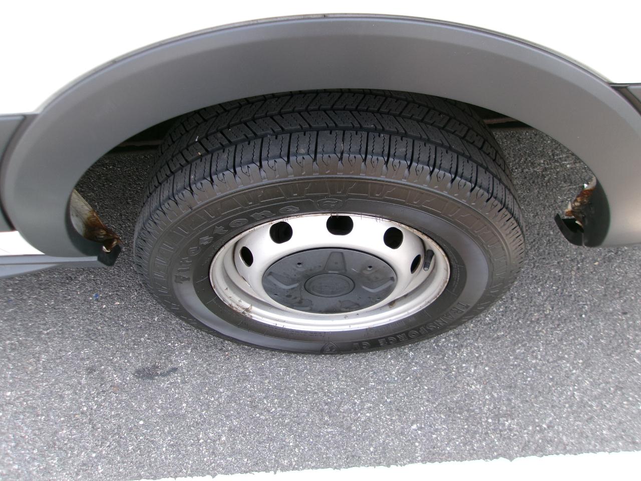 Ford Transit 150 Van Low Roof 60/40 Pass. 130-in. WB 2016