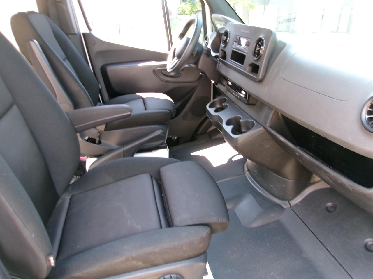 Mercedes-Benz Sprinter 2500 170-in. WB 2023
