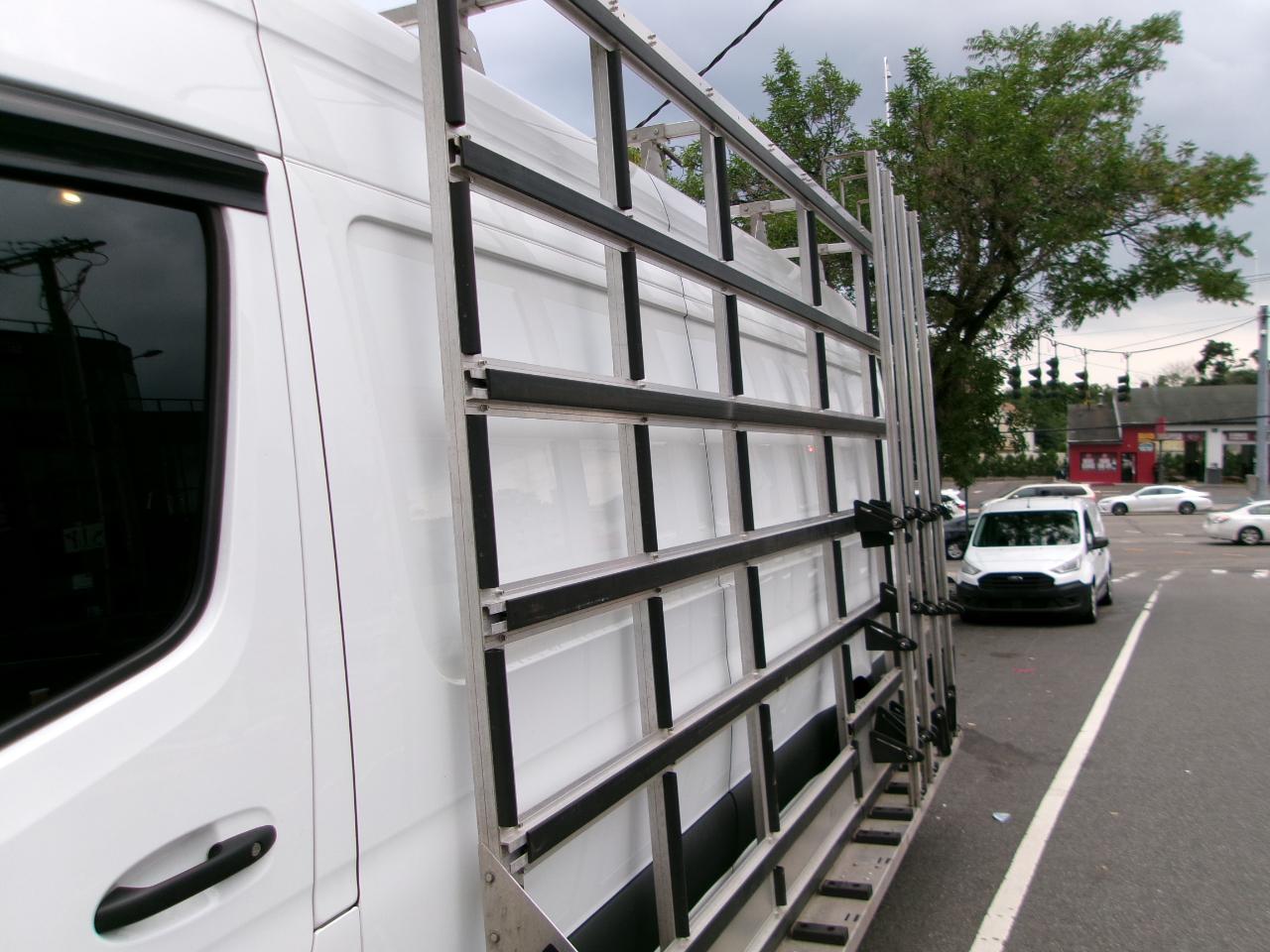 Mercedes-Benz Sprinter 2500 170-in. WB 2023