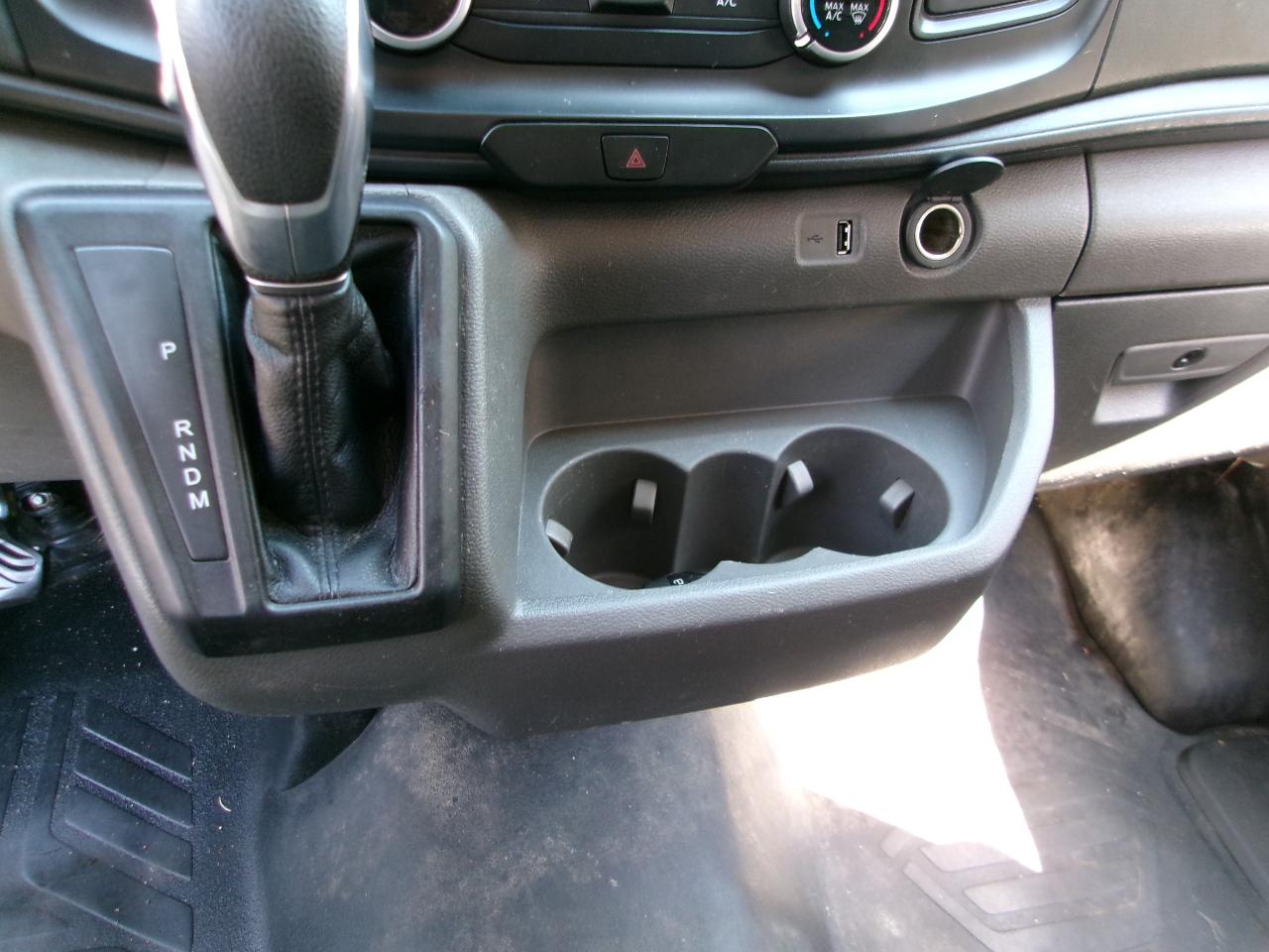 Ford Transit 250 Van Low Roof w/Sliding Pass. 130-in. WB 2020
