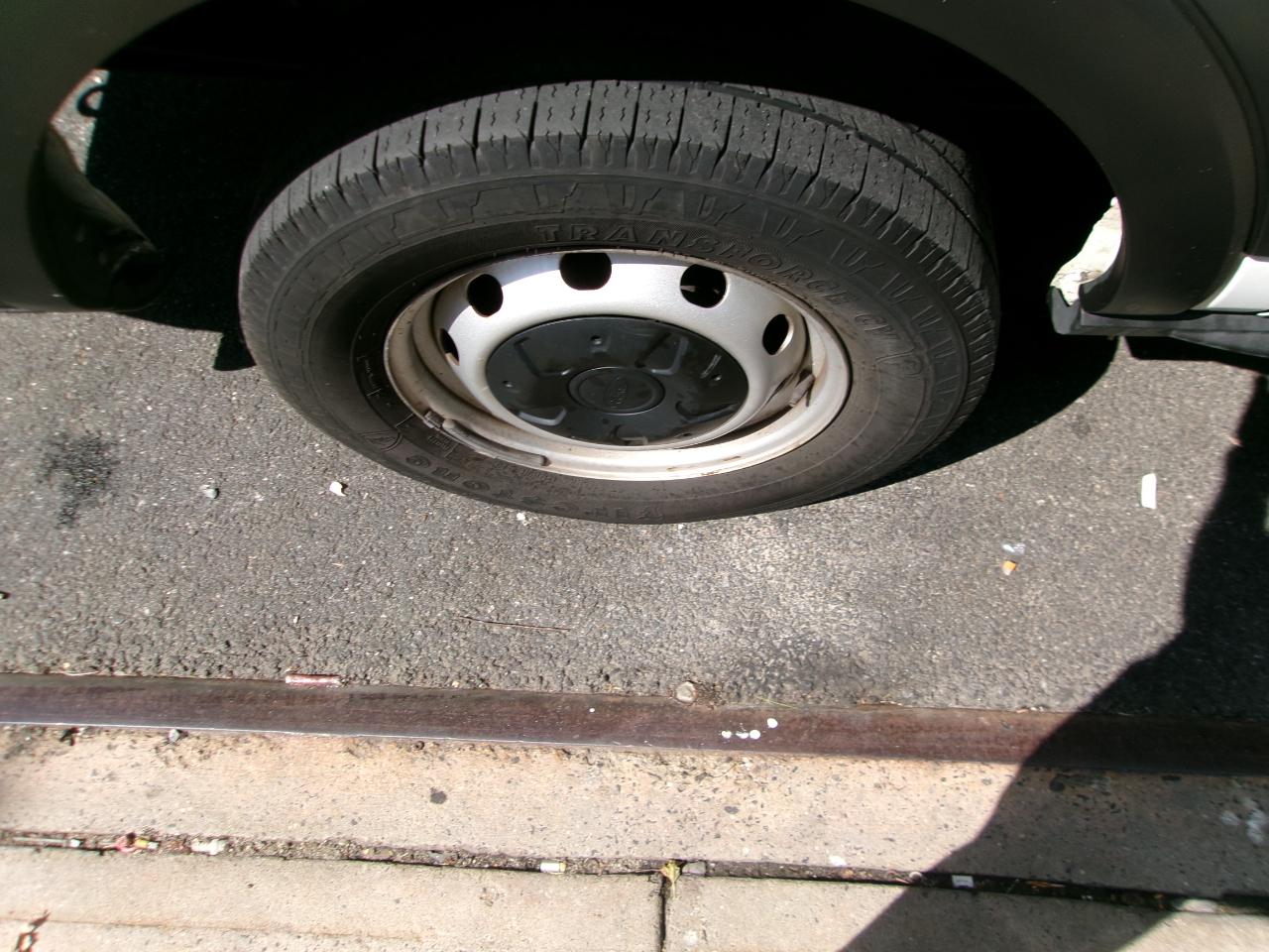Ford Transit 250 Van Low Roof w/Sliding Pass. 130-in. WB 2020