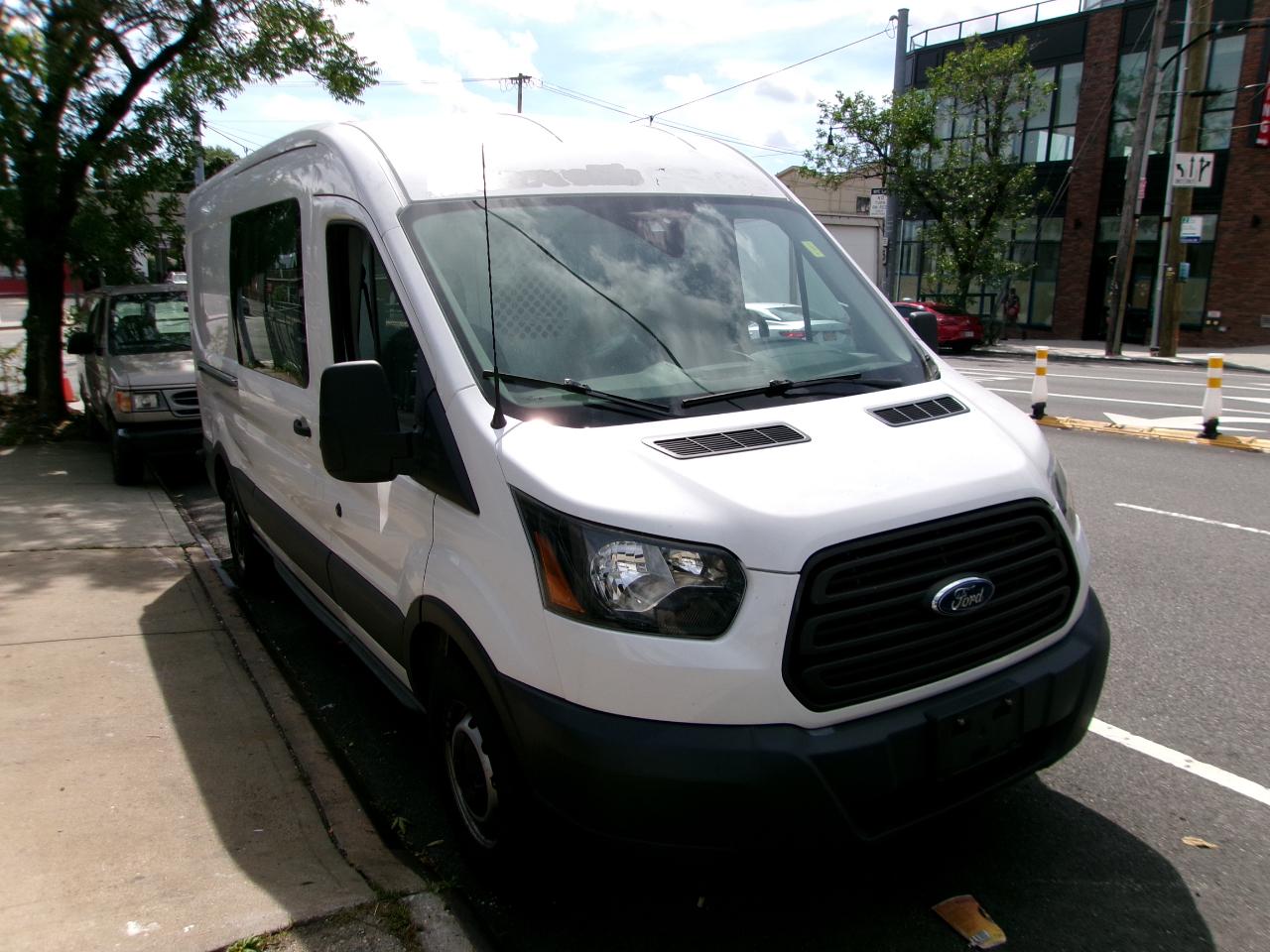 2016 Ford Transit 250 Van Med. Roof w/Sliding Pass. 148-in. WB