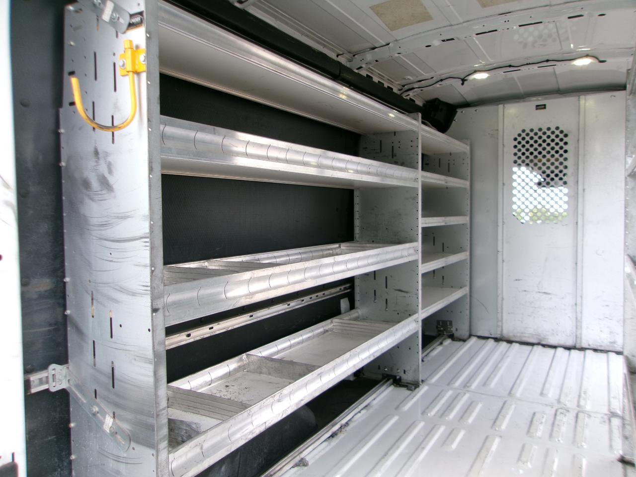 Ford Transit 250 Van Med. Roof w/Sliding Pass. 148-in. WB 2016