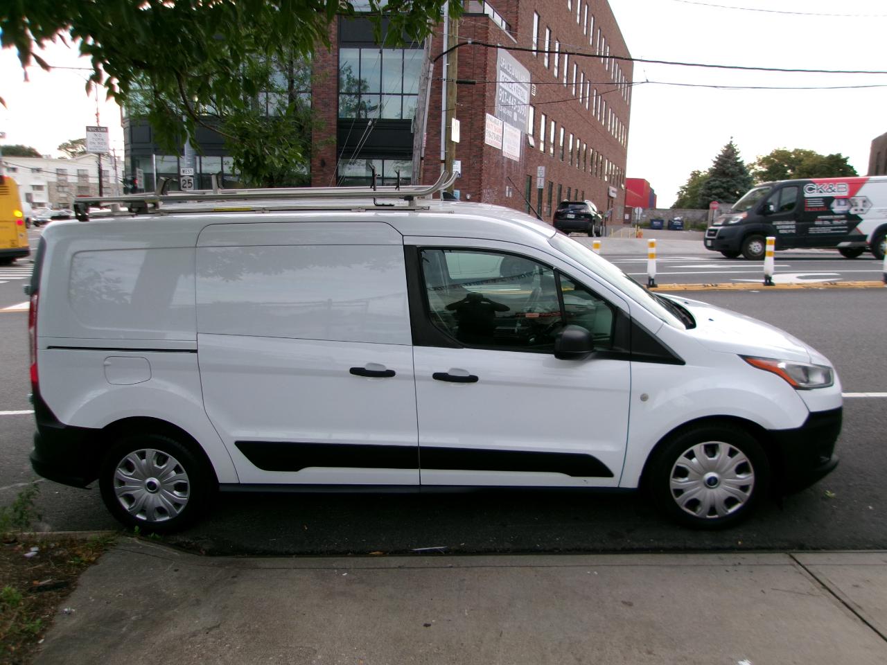 Ford Transit Connect Cargo Van XL LWB w/Rear 180 Degree Door 2020