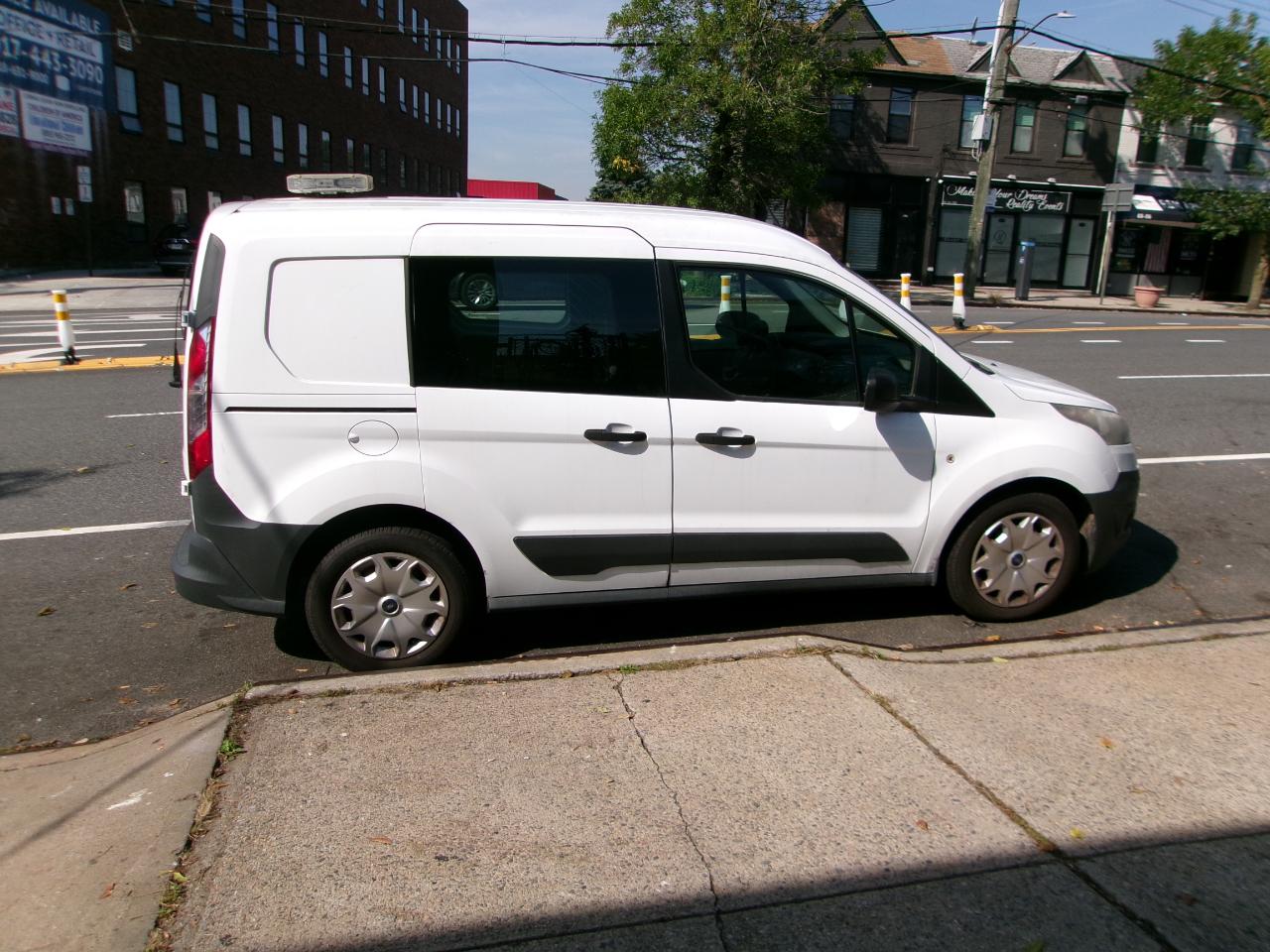 Ford Transit Connect Cargo Van XL SWB w/Rear Liftgate 2016