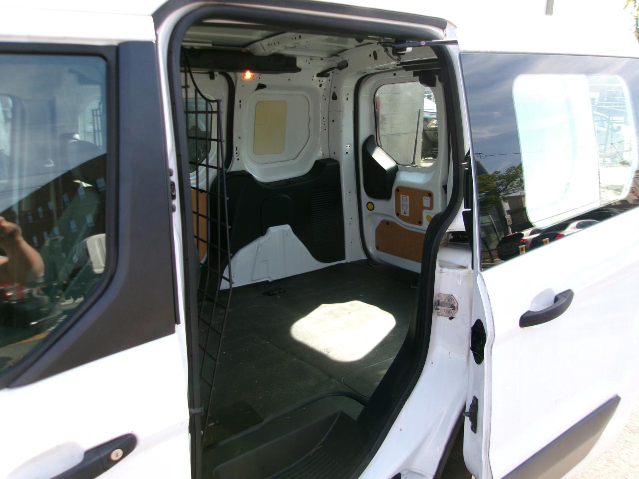 Ford Transit Connect Cargo Van XL SWB w/Rear Liftgate 2016