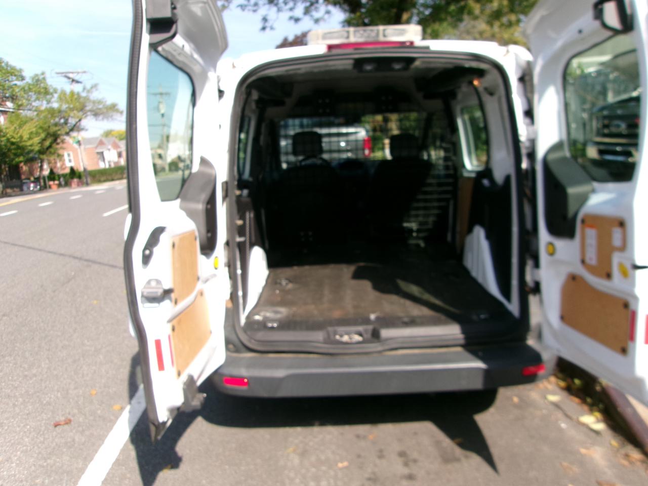 Ford Transit Connect Cargo Van XL SWB w/Rear Liftgate 2016