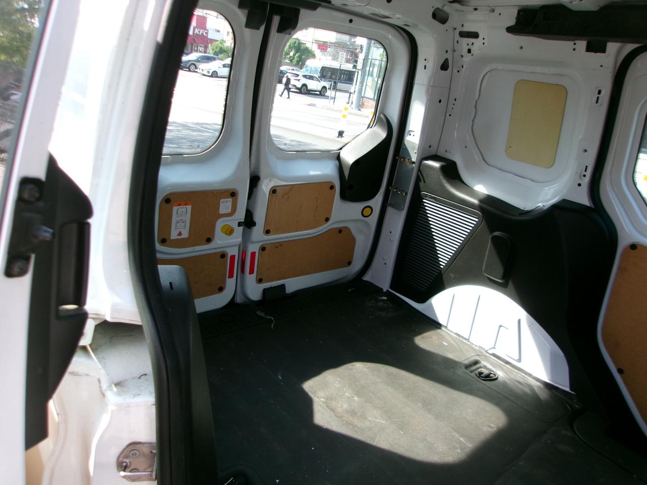 Ford Transit Connect Cargo Van XL SWB w/Rear Liftgate 2016