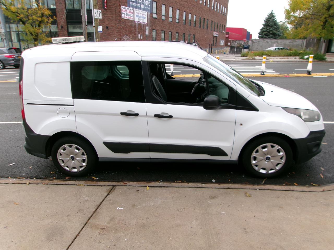 Ford Transit Connect Cargo Van XL SWB w/Rear Liftgate 2016