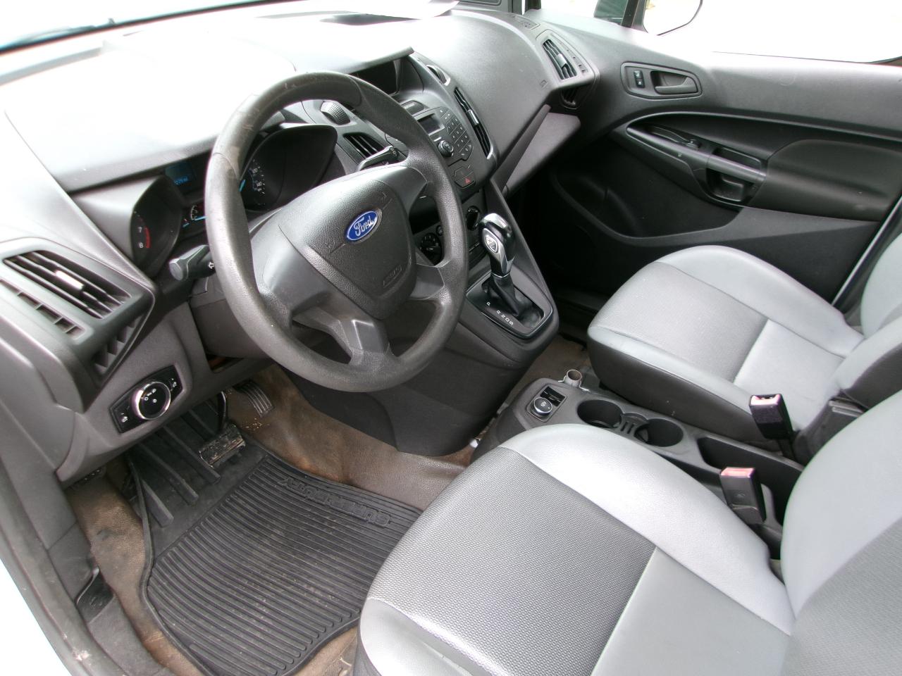 Ford Transit Connect Cargo Van XL SWB w/Rear Liftgate 2016