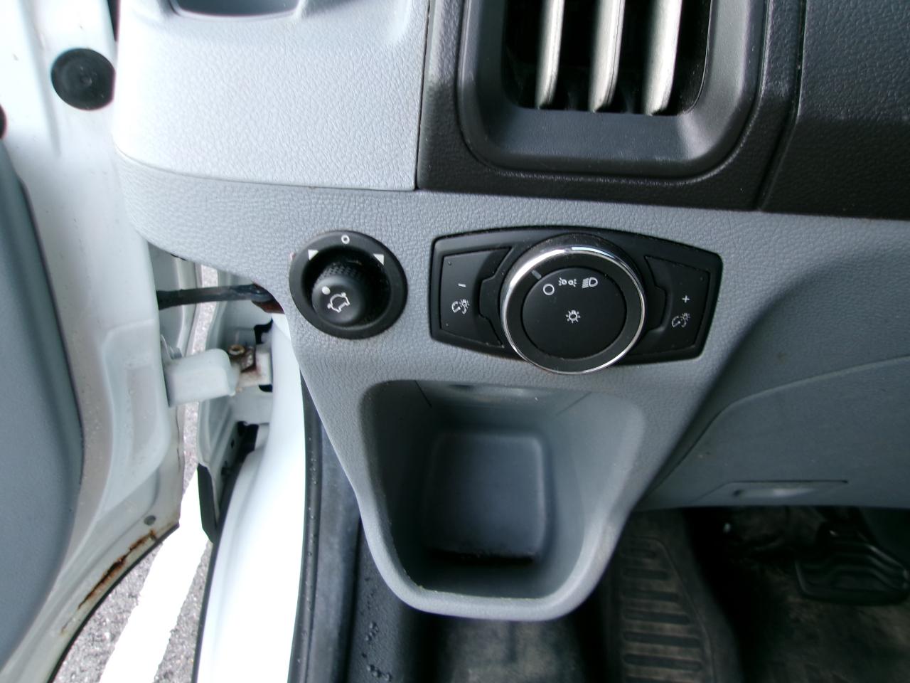 Ford Transit 150 Van Med. Roof w/Sliding Pass. 148-in. WB 2019