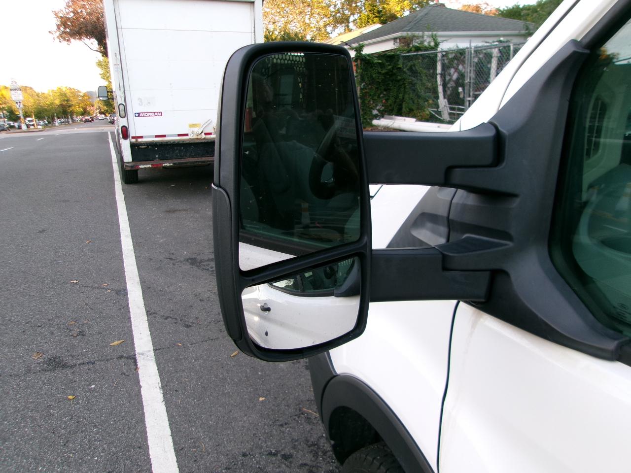 Ford Transit 150 Van Med. Roof w/Sliding Pass. 148-in. WB 2019