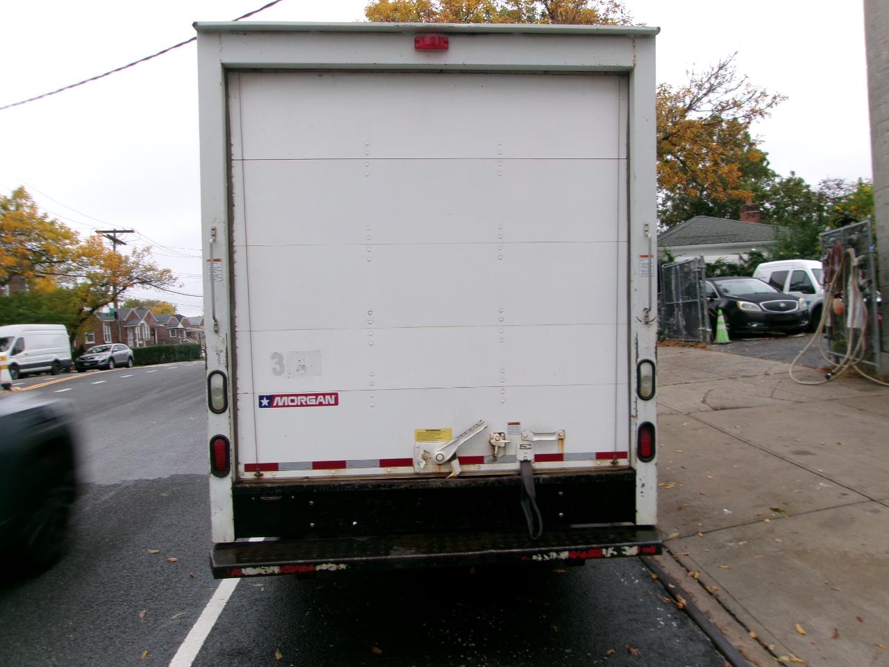 Ford Econoline E-350 Super Duty 2016