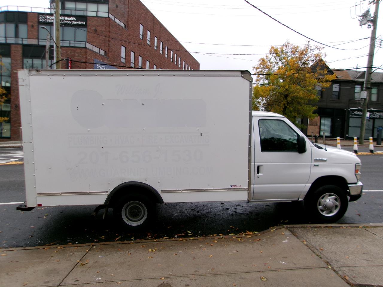 Ford Econoline E-350 Super Duty 2016