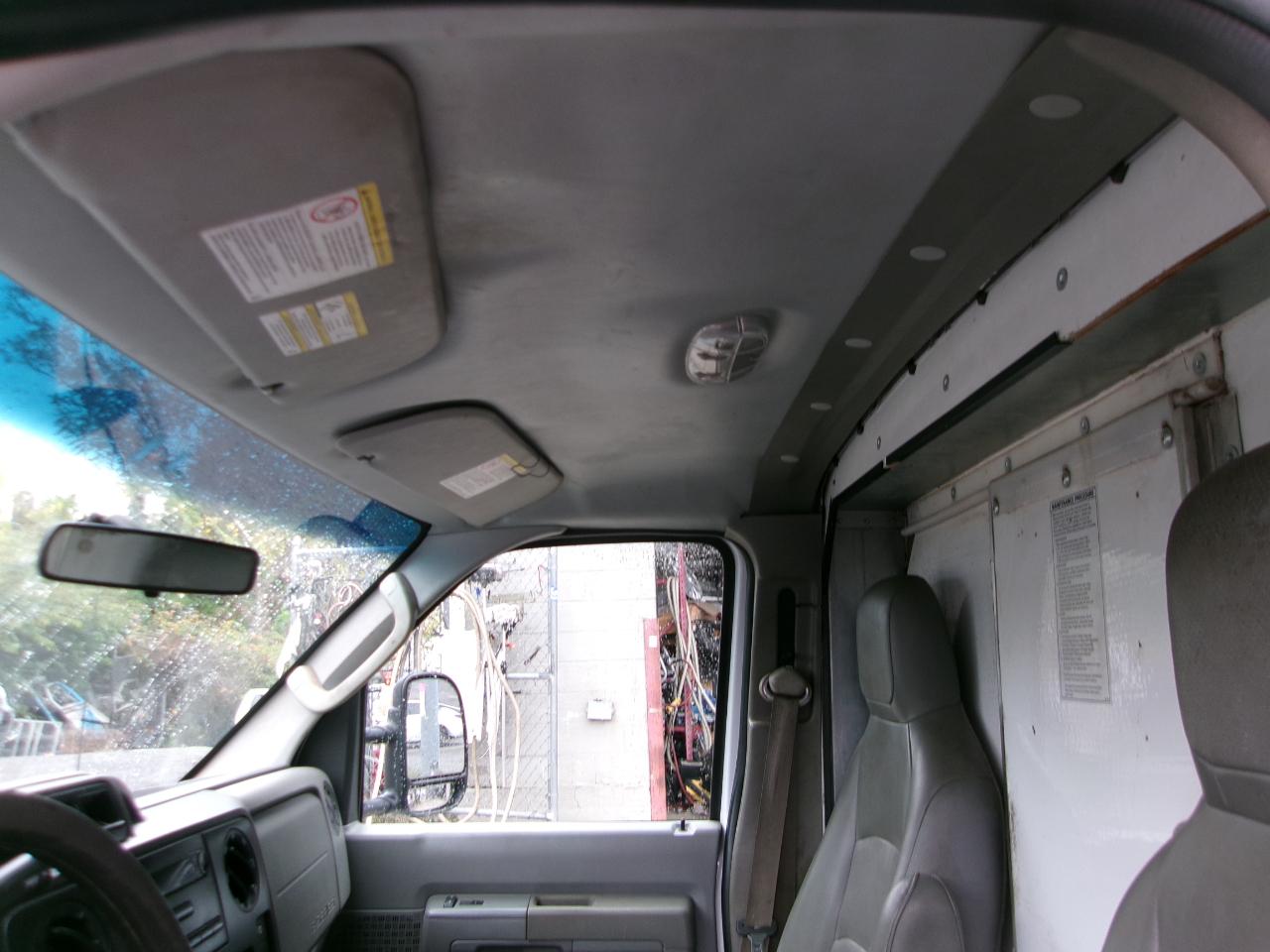 Ford Econoline E-350 Super Duty 2016