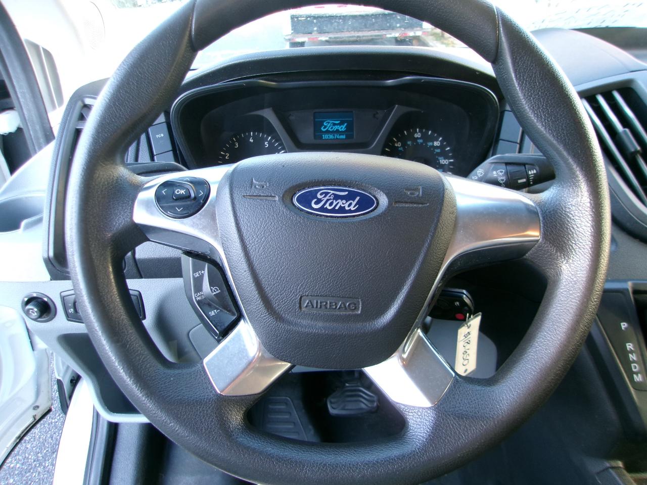 Ford Transit 250 Van Low Roof w/Sliding Pass. 130-in. WB 2019