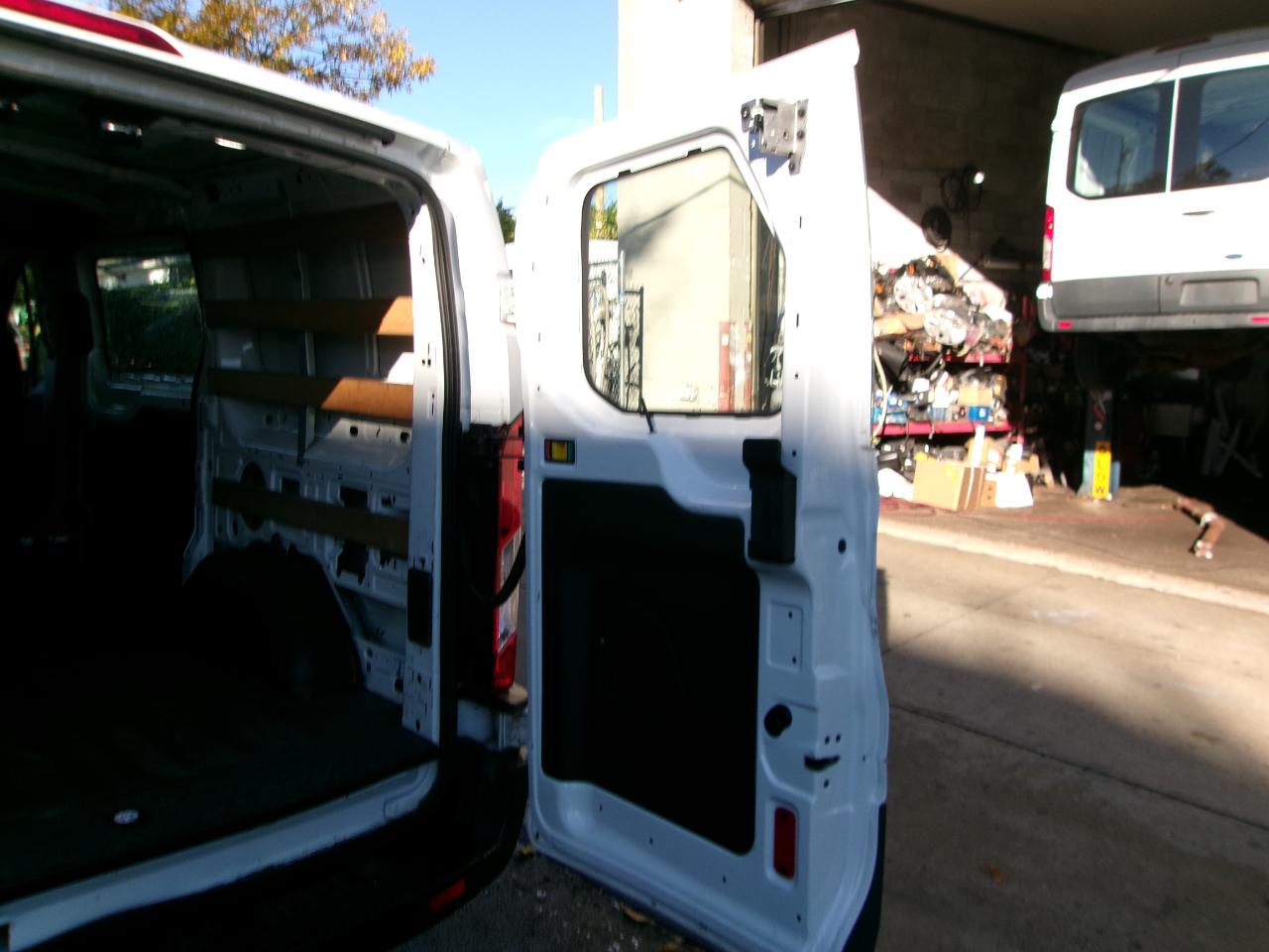 Ford Transit 250 Van Low Roof w/Sliding Pass. 130-in. WB 2019