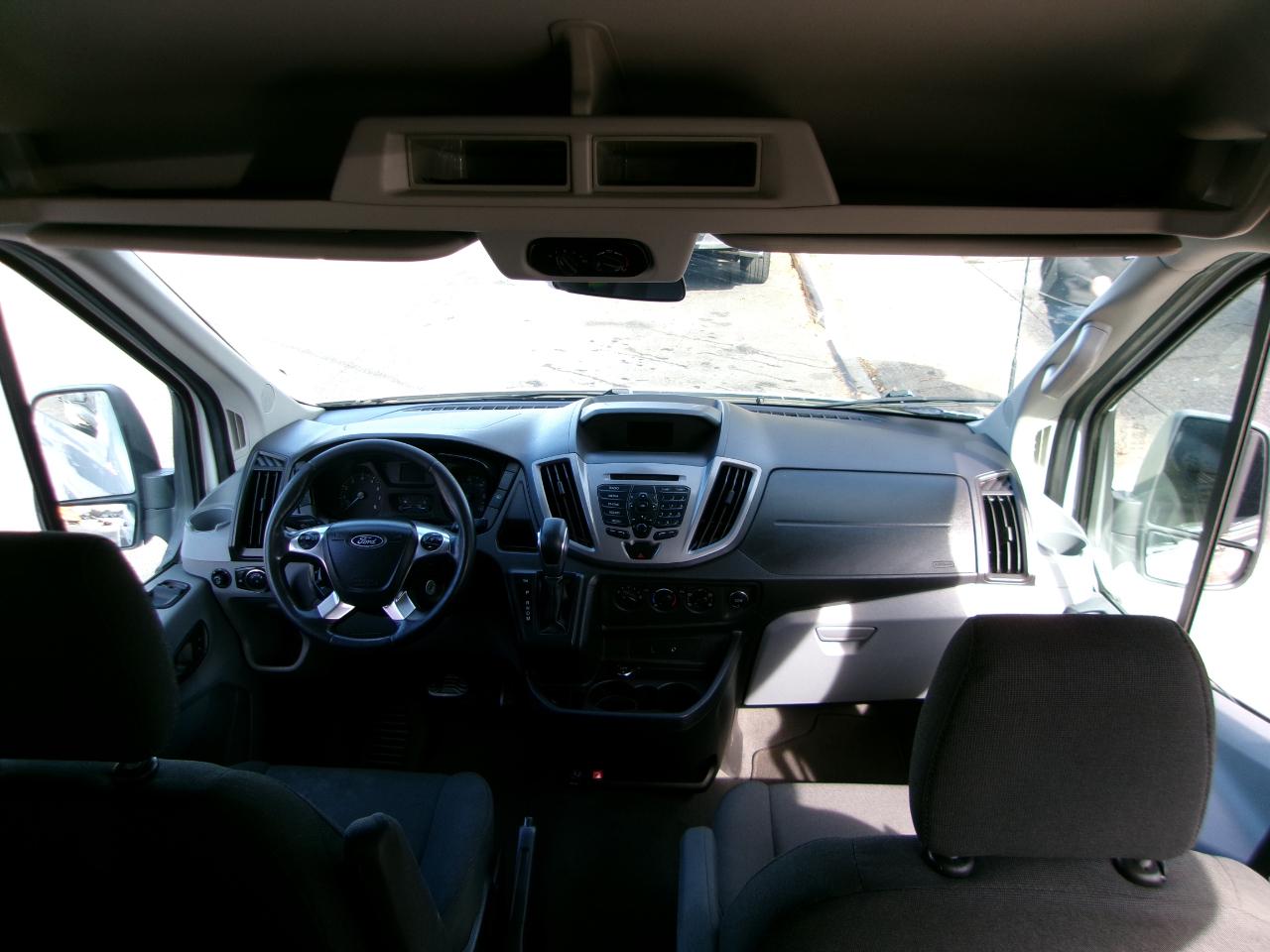 Ford Transit 350 Wagon Med. Roof XL w/Sliding Pass. 148-in. WB 2016