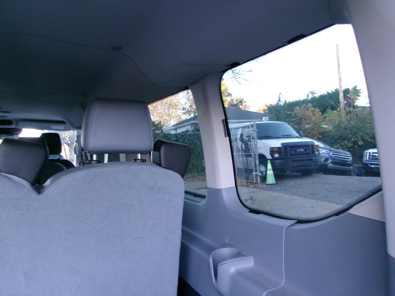 Ford Transit 350 Wagon Low Roof XLT 60/40 Pass. 148-in. WB 2019