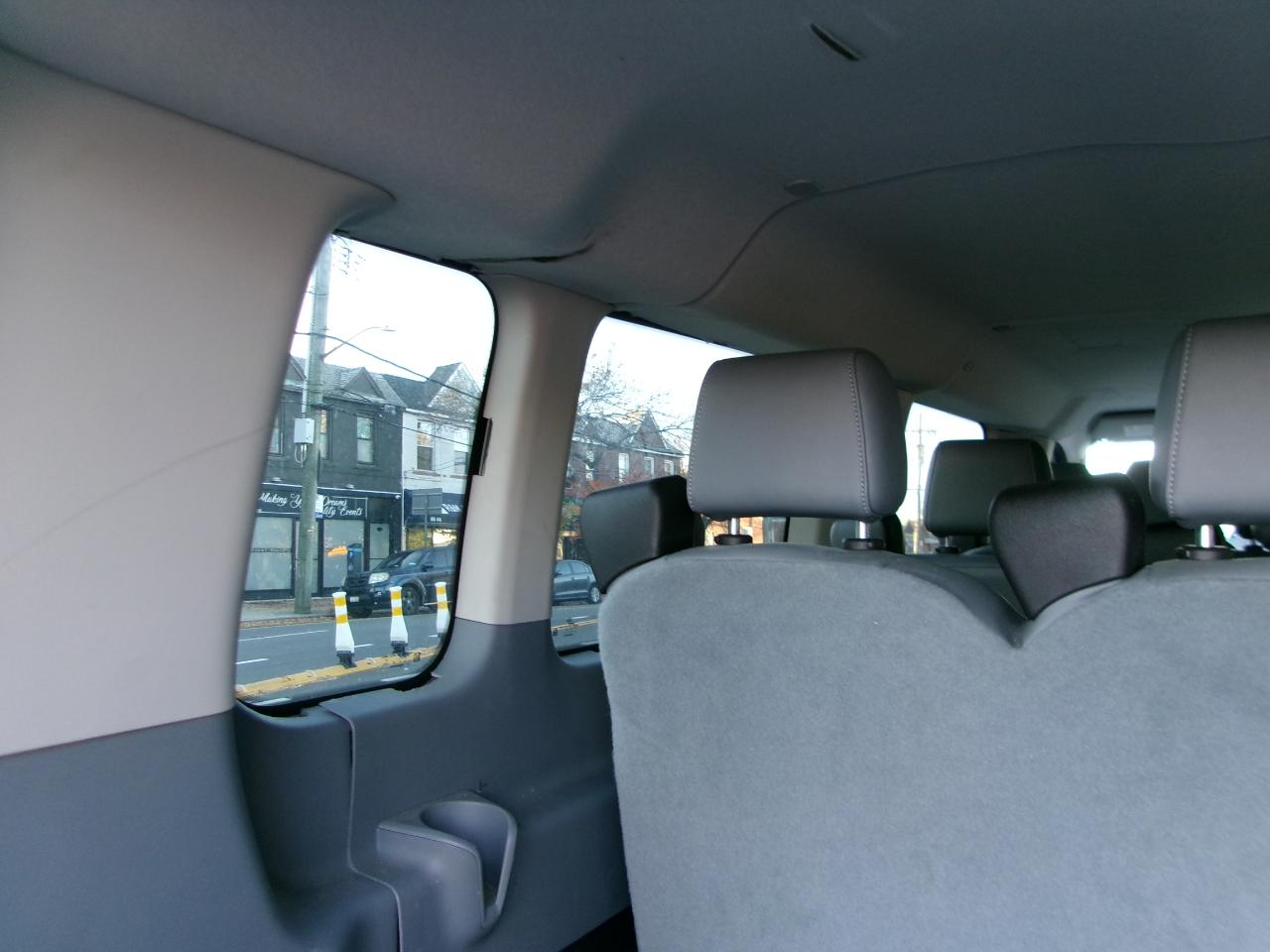 Ford Transit 350 Wagon Low Roof XLT 60/40 Pass. 148-in. WB 2019