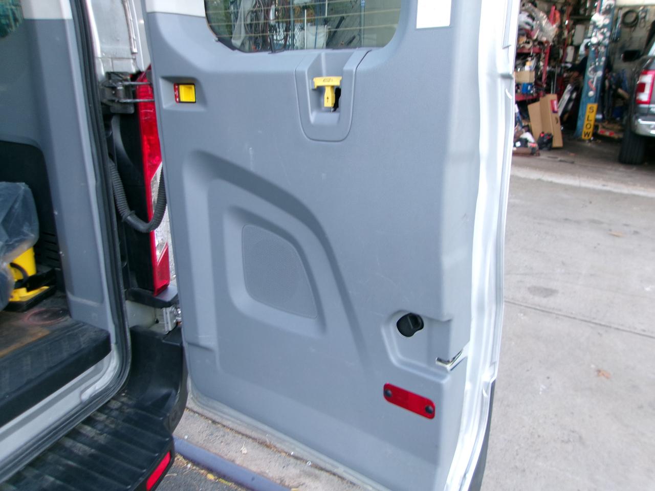 Ford Transit 350 Wagon Low Roof XLT 60/40 Pass. 148-in. WB 2019