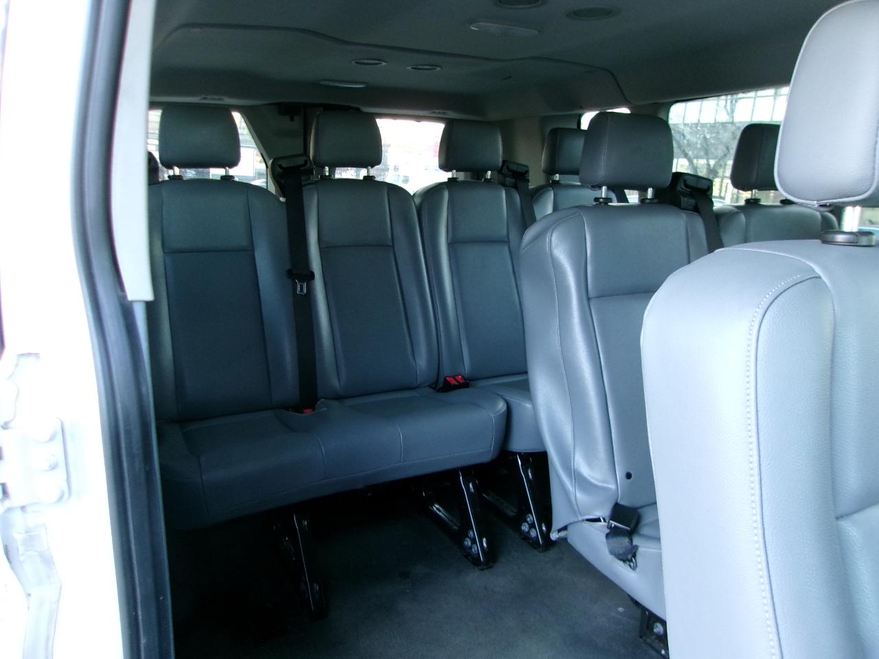 Ford Transit 350 Wagon Low Roof XLT 60/40 Pass. 148-in. WB 2019