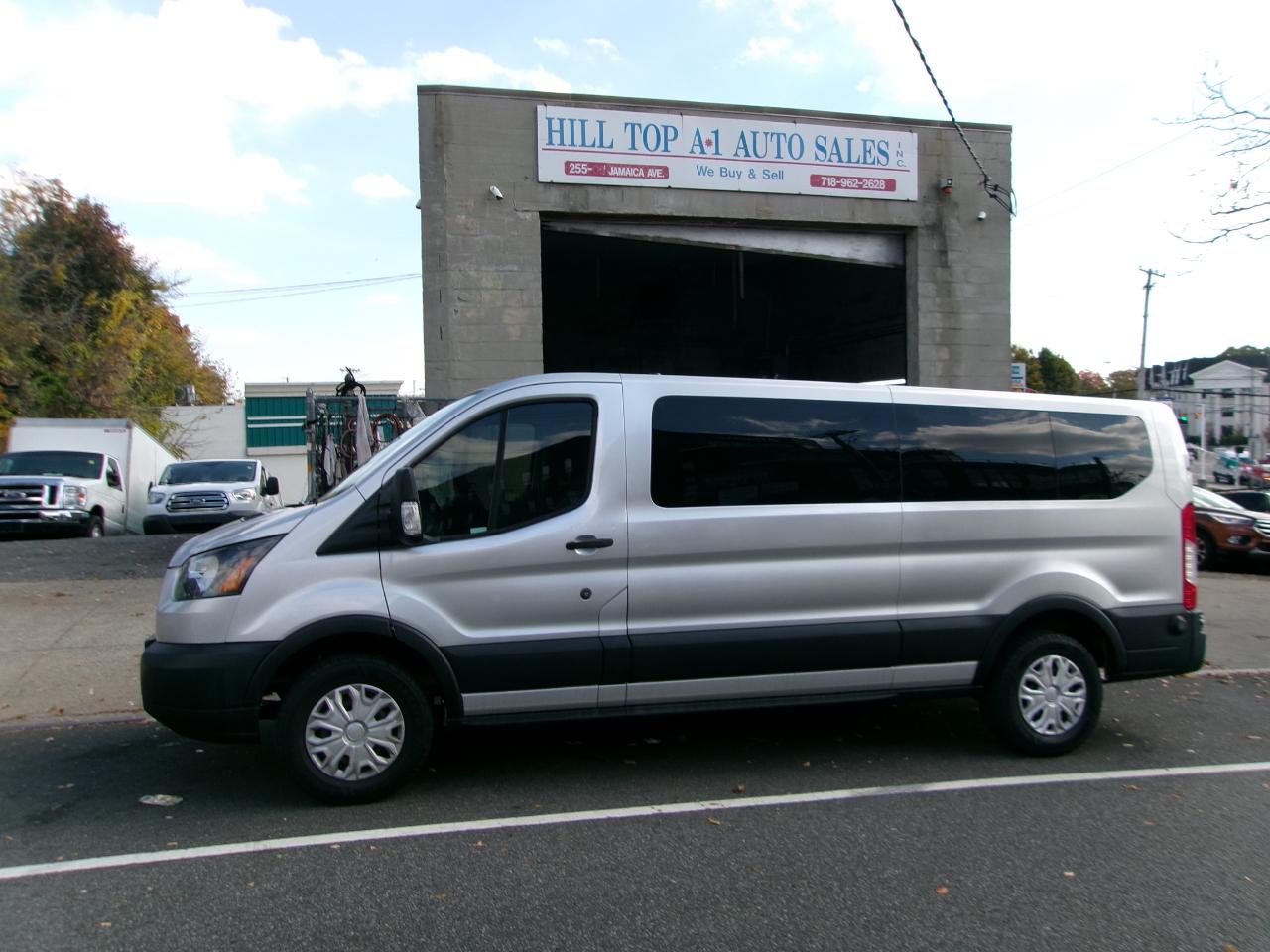 Ford Transit 350 Wagon Low Roof XLT 60/40 Pass. 148-in. WB 2019