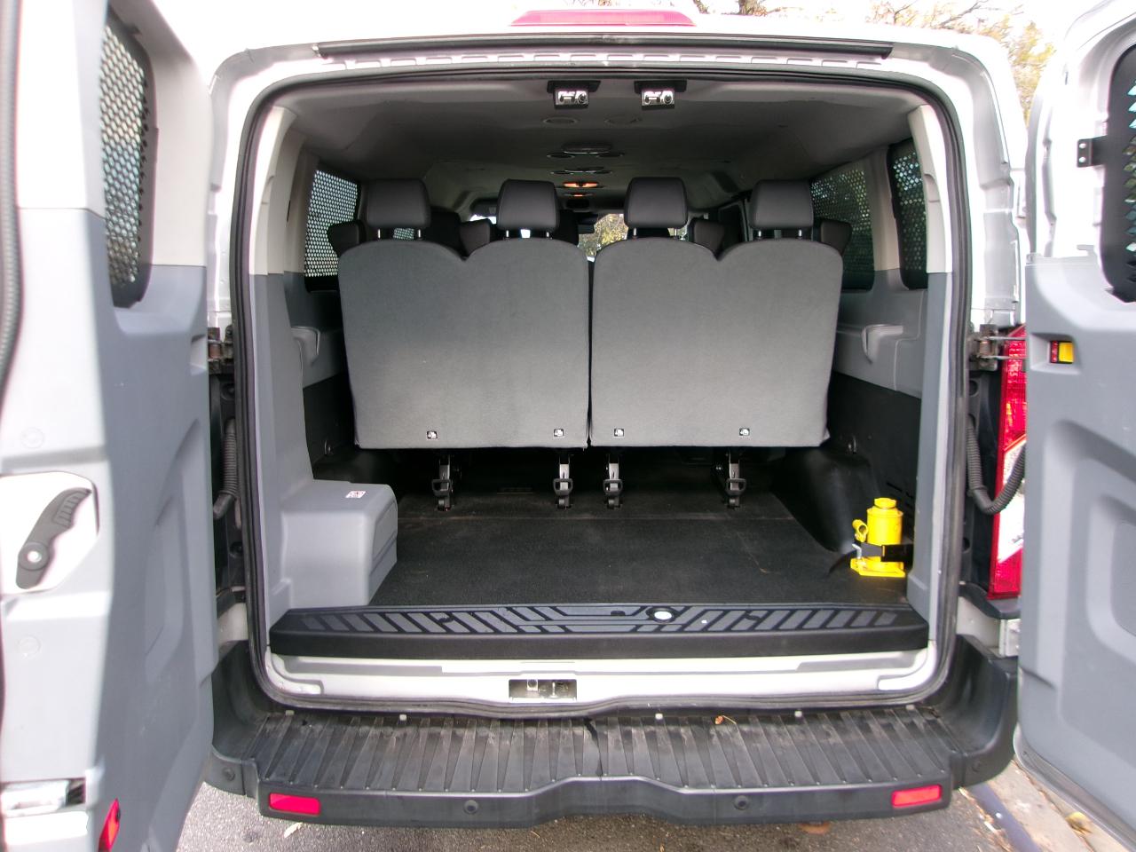 Ford Transit 350 Wagon Low Roof XLT 60/40 Pass. 148-in. WB 2019
